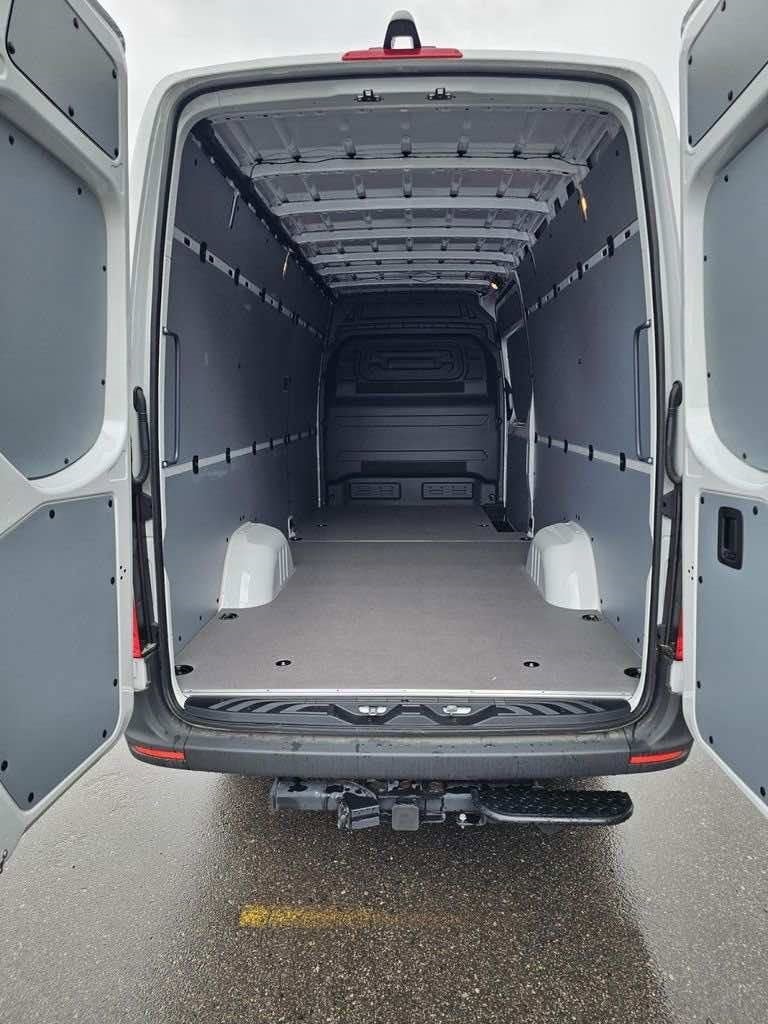 2023 Mercedes-Benz Sprinter Cargo Van 2500 HIGH ROOF I4